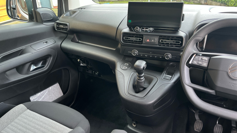 Citroen Berlingo 1.5 BlueHDi 100 Plus M 5dr [WAV] Diesel Estate